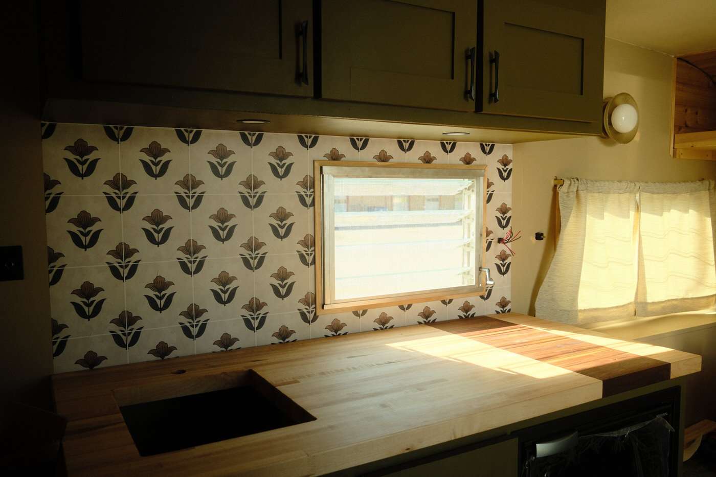 the camper kitchen remodel countertop and backsplash